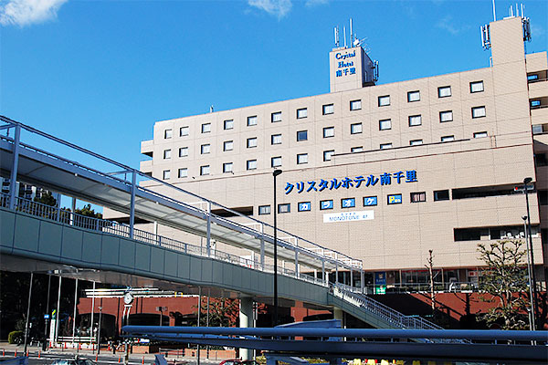 南千里ビル(クリスタルホテル)