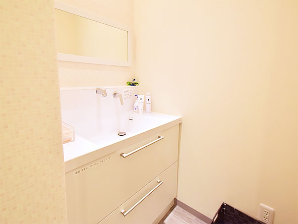 パウダールーム